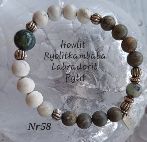 Pyrit, Howlit, Labradorit & Ryolitkambaba